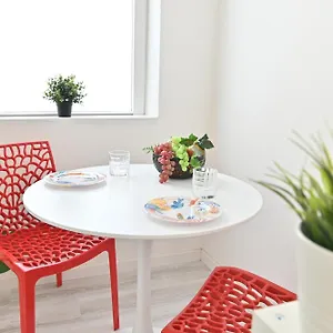https://izzhome-breeze-apartments.in-sardinia.net